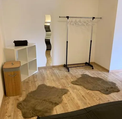 アパート Gemuetliche Mit Guter Anbindung